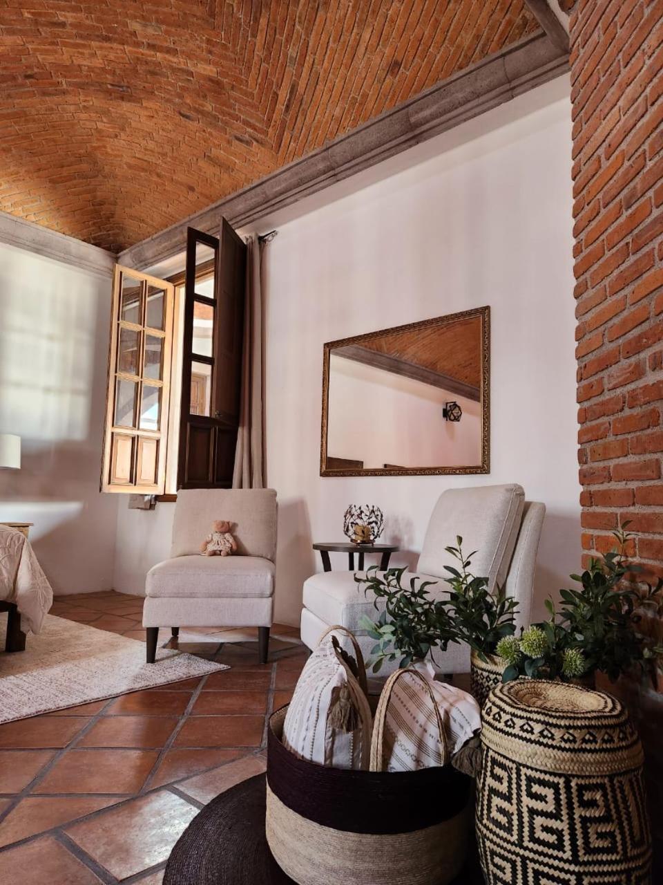 Tres Fuentes Dickinson Hotel Boutique Альенде Экстерьер фото