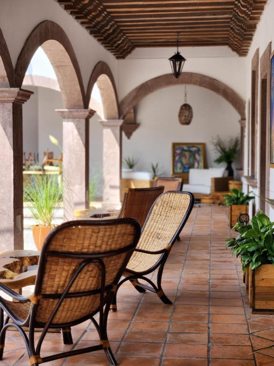 Tres Fuentes Dickinson Hotel Boutique Альенде Экстерьер фото